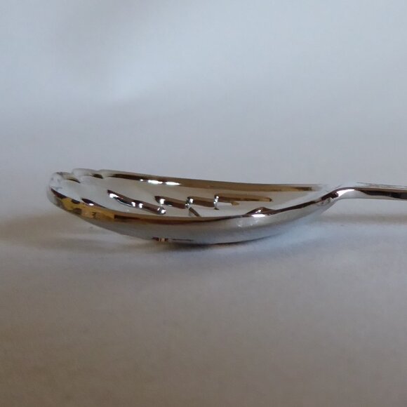 NEW HAUNTED HALLOWS LIVELY GHOSTS HALLOWEEN PUMPKIN SILVER TEA SPOON SET OF 4 - Picture 6 of 11